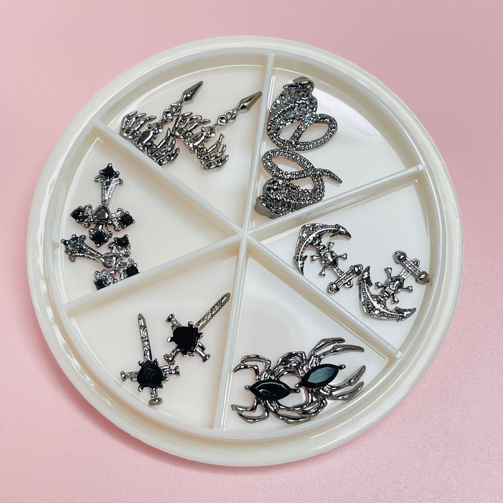 Vintage Gothic Nail Charms to Rescue Boring Manicures
